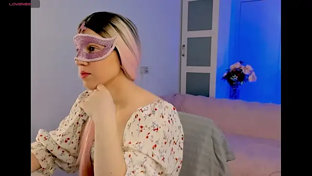 jeancolex online show from 5, 12, 2024