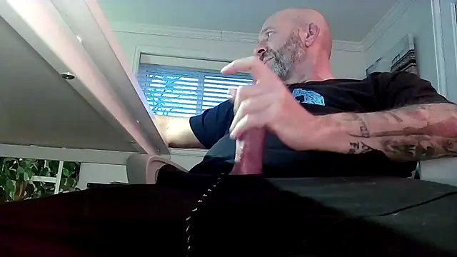 MileHighCock online show from 13, 12, 2024