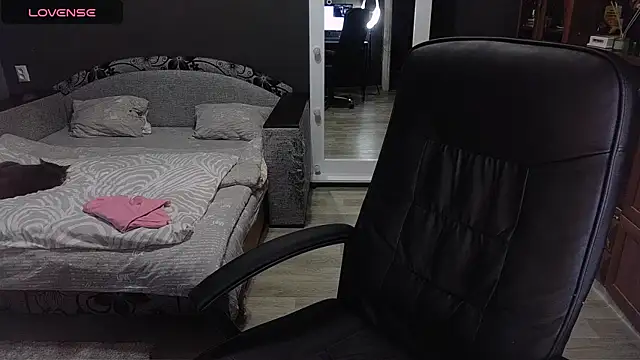 Aria Dl online show from 8, 11, 2025