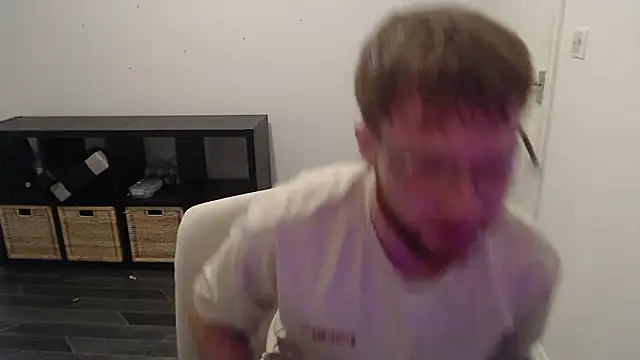 PrettyGinger online show from 4, 12, 2024