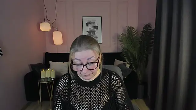 AlexandraKind online show from 11, 3, 2025