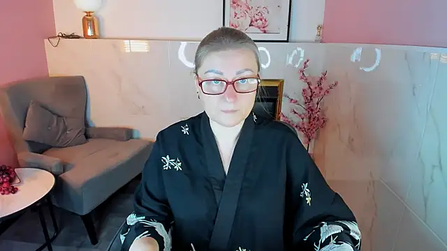 AlexandraKind online show from 16, 11, 2025