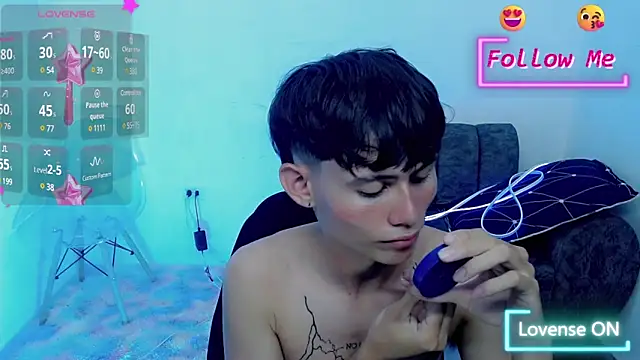 Snapshot of tanjiro_cute chatting on 28, 1, 2025 tanjiro cute online show from 28, 1, 2025