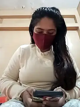 Magical Girl- online show from 28, 1, 2025