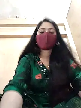 Magical Girl- online show from 2, 3, 2025