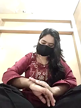 Magical Girl- online show from 30, 11, 2025