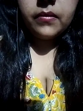 Love-Veronica online show from 2, 3, 2026