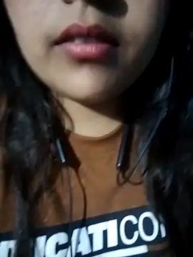 Love-Veronica online show from 16, 3, 2026