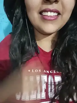 Snapshot of Love-Veronica chatting on 17, 5, 2026 Love-Veronica online show from 17, 5, 2026