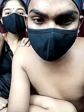 Snapshot of Amzing-Couple chatting on 21, 1, 2025 Amzing-Couple online show from 21, 1, 2025