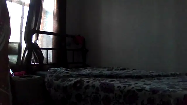 Snapshot of ariadxxx chatting on 3, 12, 2024 ariadxxx online show from 3, 12, 2024