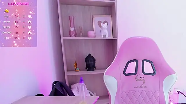 Snapshot of Evangeline_johns chatting on 20, 3, 2025 Evangeline johns online show from 20, 3, 2025