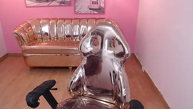 Snapshot of sabrina_jones_t chatting on 14, 12, 2024 sabrina jones t online show from 14, 12, 2024