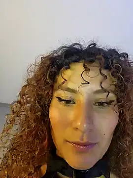 Snapshot of varenkaivanova_22 chatting on 31, 12, 2024 varenkaivanova 22 online show from 31, 12, 2024