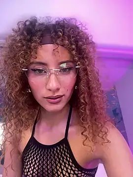 Snapshot of varenkaivanova_22 chatting on 22, 2, 2025 varenkaivanova 22 online show from 22, 2, 2025