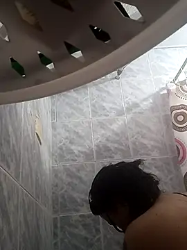 Naomy veracruz  online show from 10, 4, 2026