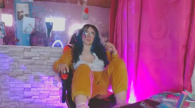 Meg4n 420 online show from 8, 2, 2025