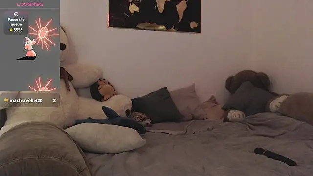 Snapshot of juicy_mystery chatting on 27, 2, 2025 juicy mystery online show from 27, 2, 2025