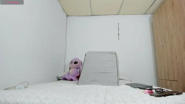 Hannah Baileyy online show from 5, 5, 2026