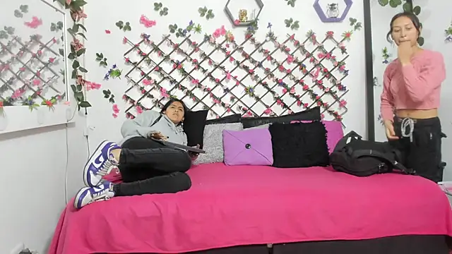Snapshot of abby_eemily chatting on 18, 2, 2025 abby eemily online show from 18, 2, 2025