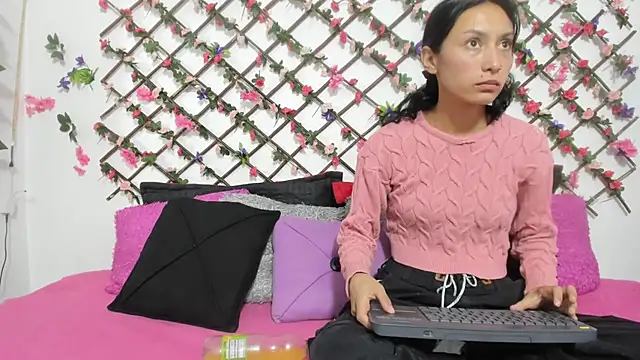Snapshot of abby_eemily chatting on 18, 3, 2025 abby eemily online show from 18, 3, 2025