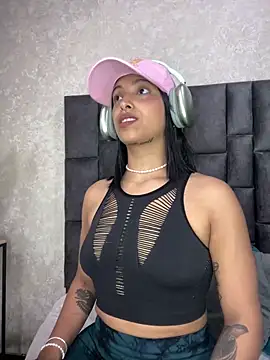 LollaByer online show from 12, 3, 2025