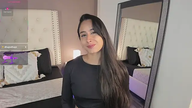 Julia Martinez  online show from 23, 7, 2026