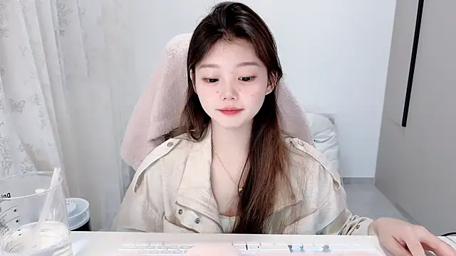 yangyang-1115 online show from 12, 11, 2025