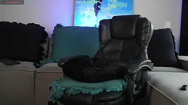 DimitriSullivan  online show from 3, 1, 2025