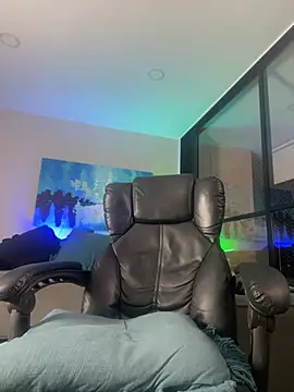 DimitriSullivan  online show from 19, 1, 2025