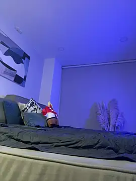 DimitriSullivan  online show from 21, 2, 2025