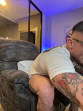 DimitriSullivan  online show from 23, 2, 2025