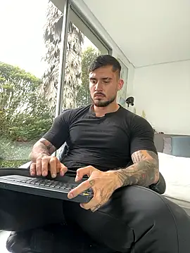 DimitriSullivan  online show from 5, 1, 2026