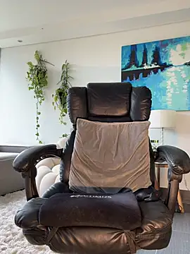 DimitriSullivan  online show from 17, 4, 2026