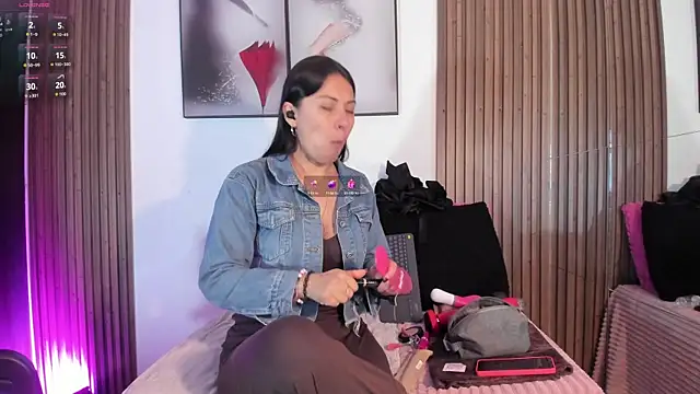 Ella Rousse online show from 27, 9, 2025