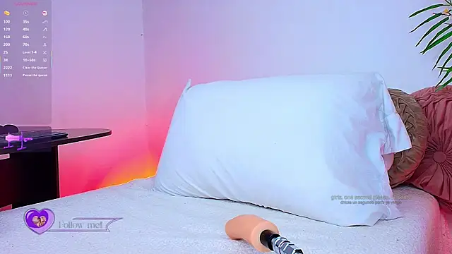 Kinky  Karo online show from 11, 1, 2026