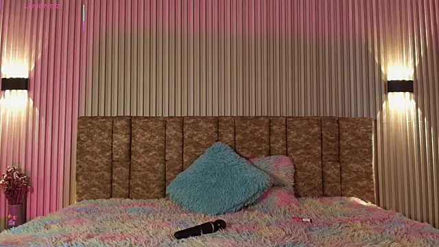 Snapshot of tiffany_johnson11 chatting on 8, 11, 2025 tiffany johnson11 online show from 8, 11, 2025