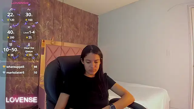 SKYLERWHIITEE online show from 9, 2, 2025