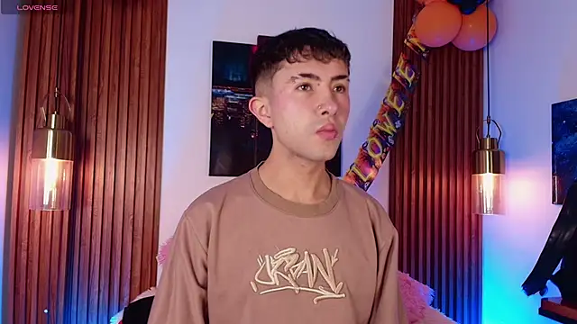 Noah Xitruxx online show from 23, 10, 2025