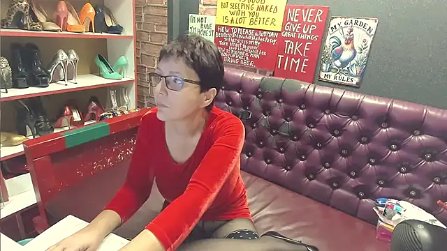 Snapshot of Lily4yourfun chatting on 11, 12, 2024 Lily4yourfun online show from 11, 12, 2024