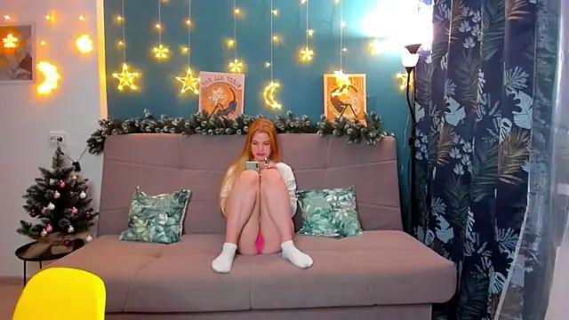 Snapshot of Xloe_Queen chatting on 26, 12, 2024 Xloe Queen online show from 26, 12, 2024