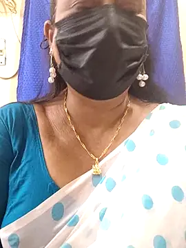Snapshot of rekha_naier chatting on 22, 6, 2026 rekha naier online show from 22, 6, 2026
