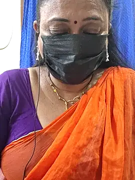 Snapshot of rekha_naier chatting on 17, 7, 2026 rekha naier online show from 17, 7, 2026