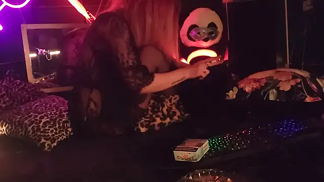 anonymouszN online show from 15, 1, 2025