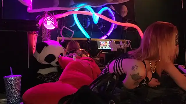 anonymouszN online show from 14, 2, 2025