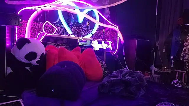 anonymouszN online show from 1, 3, 2025