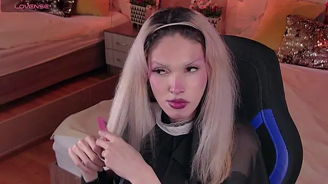 PamelamyDreamys online show from 5, 3, 2025