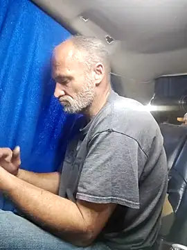 DatingProfile USA 43 str8 online show from 15, 2, 2025