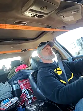 DatingProfile USA 43 str8 online show from 4, 10, 2025