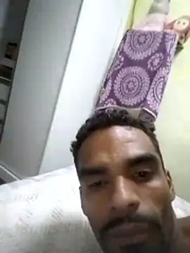 Alissonrafael online show from 13, 5, 2026